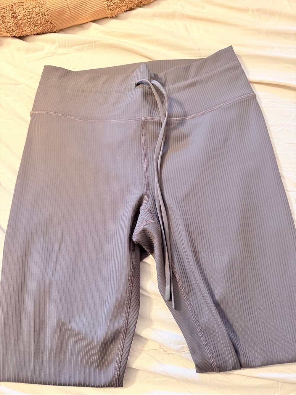 Fabletics Ribbed High-Waist Leggings in Lavender Gray
